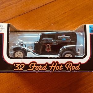 32 Ford Hot Rod Deuce 2616 Speccast Collectible